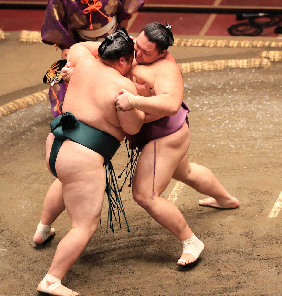 【画像・写真】白鵬、朝乃山が3連勝、幕内復帰の照ノ富士も負けなし　貴景勝に土