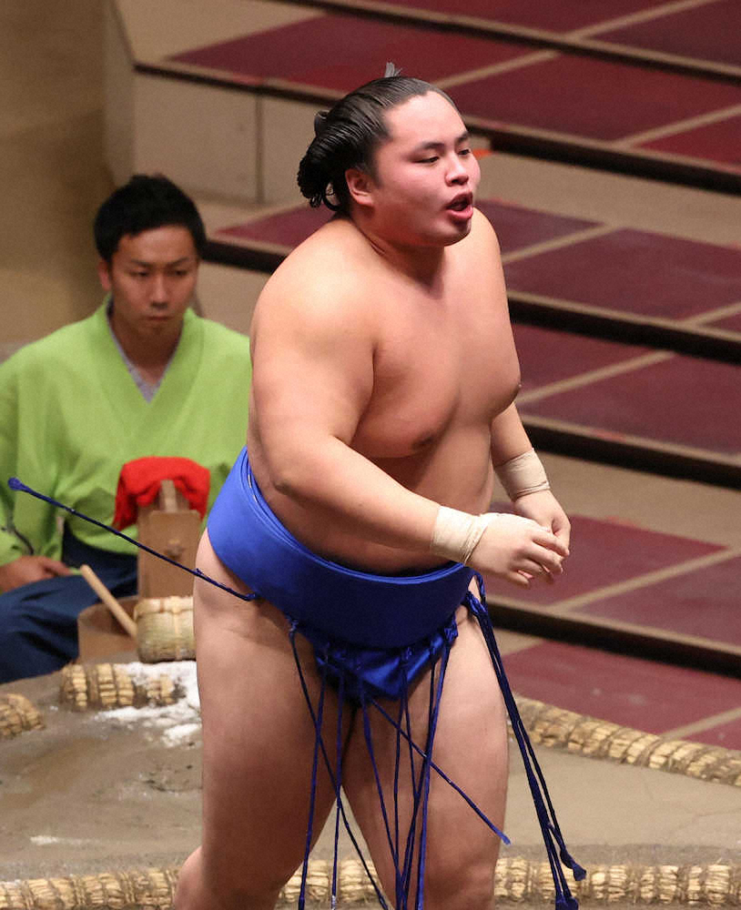 【画像・写真】関取最年少20歳の琴勝峰　新入幕無傷の4連勝　初の懸賞金もゲット！「使い道はこれから考えます」