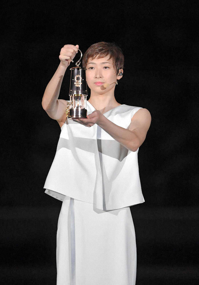 池江璃花子 東京五輪1年前イベント登場 世界へメッセージ 1年後この場所で希望の炎が輝いて欲しい スポニチ Sponichi Annex スポーツ