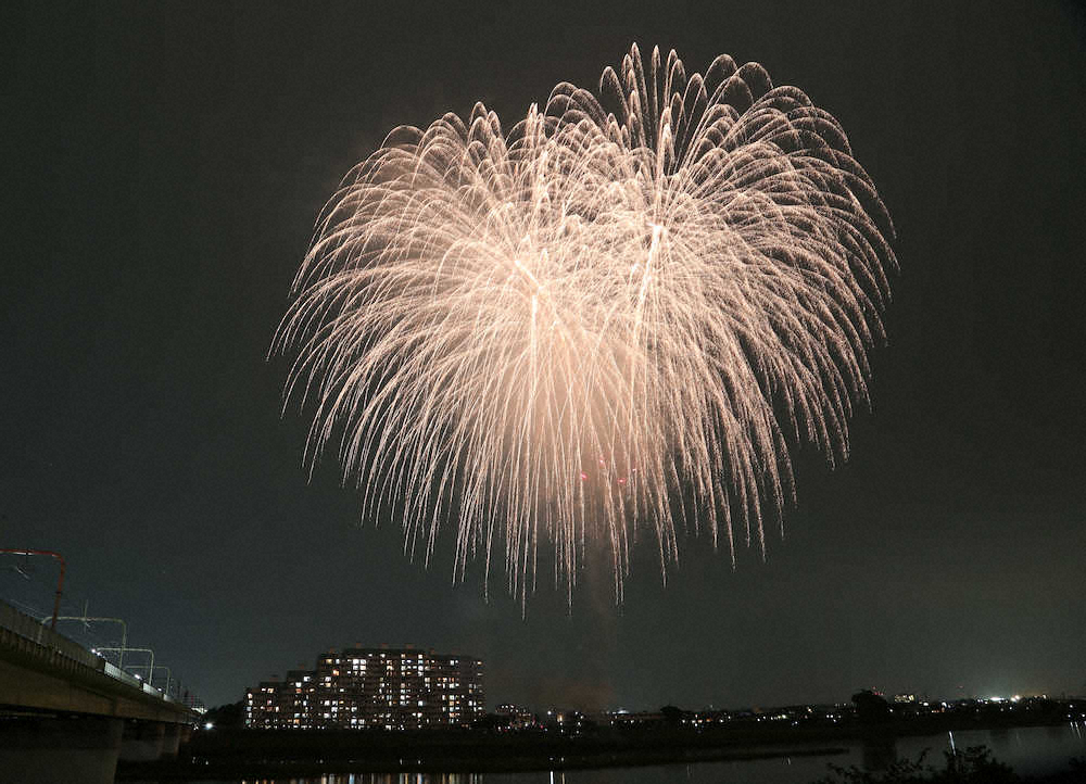 【画像・写真】全国各地で“始まりの花火”――1年後の五輪へ向け新たなスタート