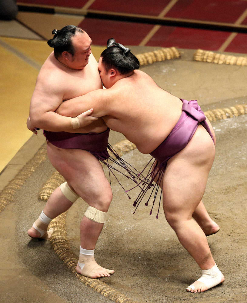 【画像・写真】白鵬、朝乃山、御嶽海が7連勝　正代、照ノ富士ら4人が1敗で追う