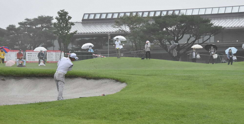 【画像・写真】シニア開幕！今季国内ツアー初の有観客　323人が来場　倉本会長「見られてなんぼの世界」