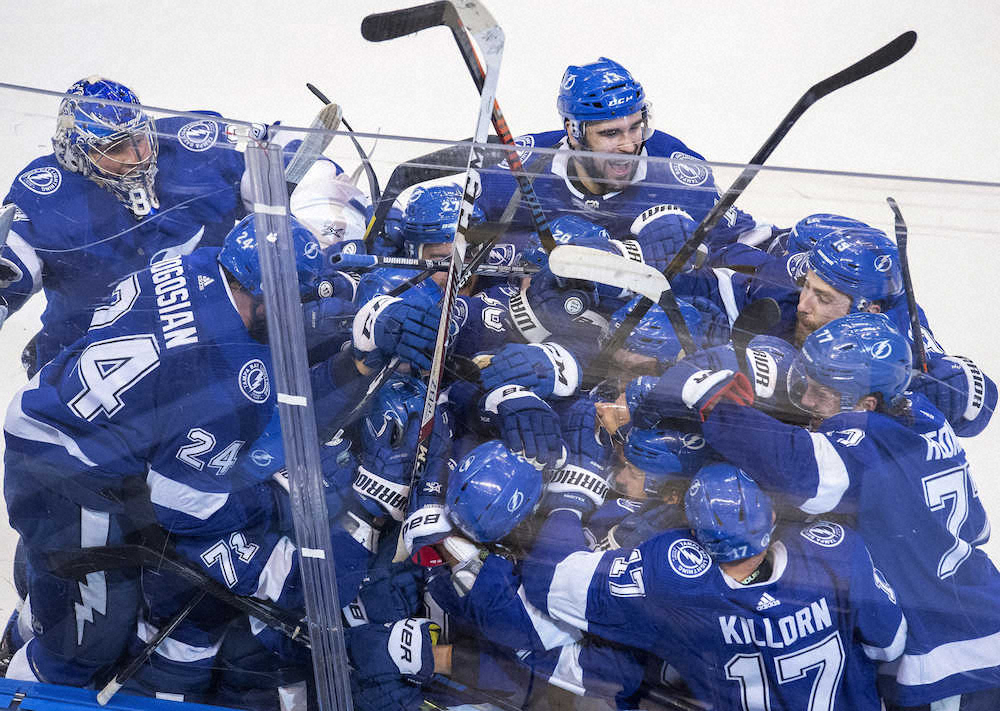 【画像・写真】NHL　ライトニングが先勝!プレーオフ史上4番目、6時間13分の死闘延長制す