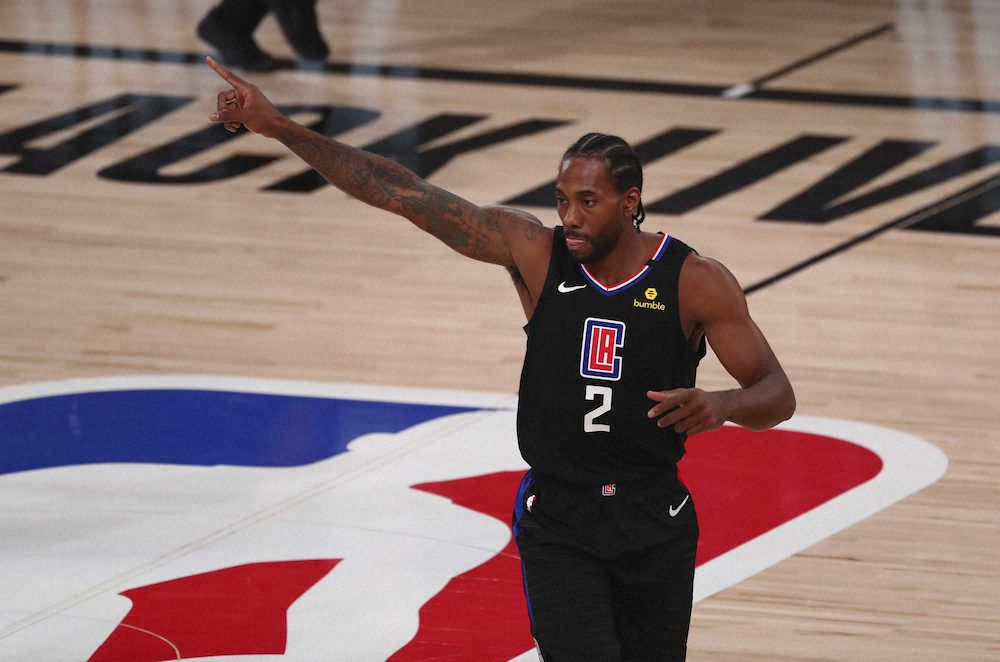 【画像・写真】NBAのプレーオフがスタート　クリッパーズ先勝　ジャズのミッチェルは57得点も延長で苦杯