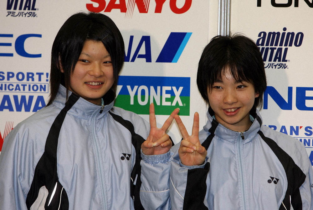＜全日本バドミントン＞オグシオに敗れたものの高校生ながら堂々のベスト４入りを果たした高橋礼華（左）・松友美佐紀組（2008年撮影）