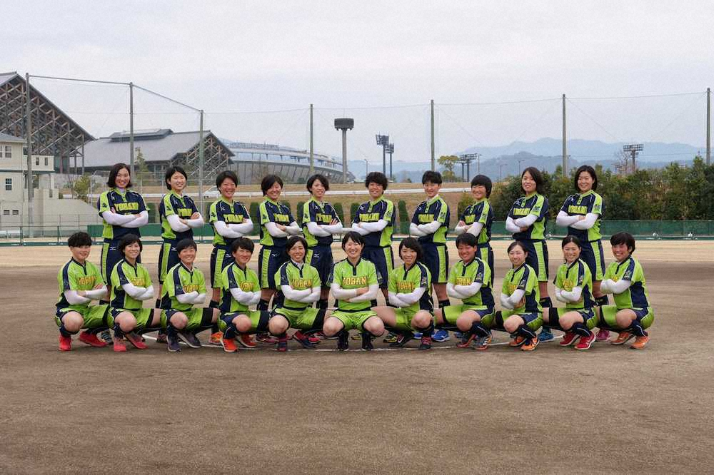 【画像・写真】【女子ソフト連載・監督に聞く（2）】伊予銀行・秋元理紗監督