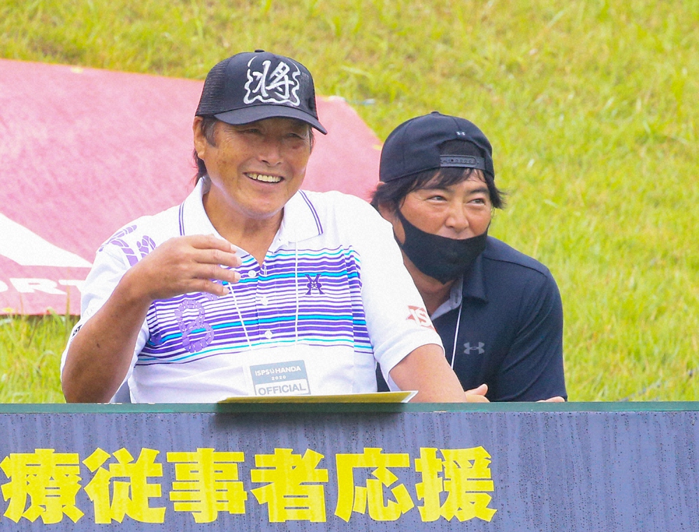 【画像・写真】「ジャンボ記念チャリティT」で109人が熱戦　選手らにねぎらいの言葉