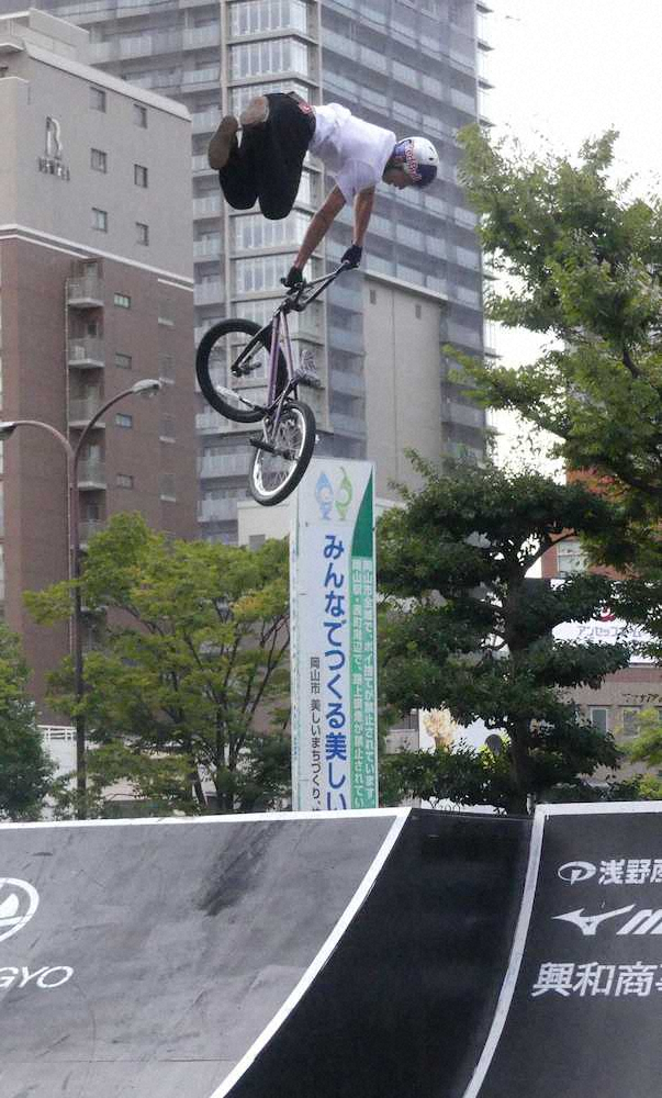 【画像・写真】中村輪夢　大技「720テールウィップ」披露で2連覇達成「初めて大会で出せて良かった」