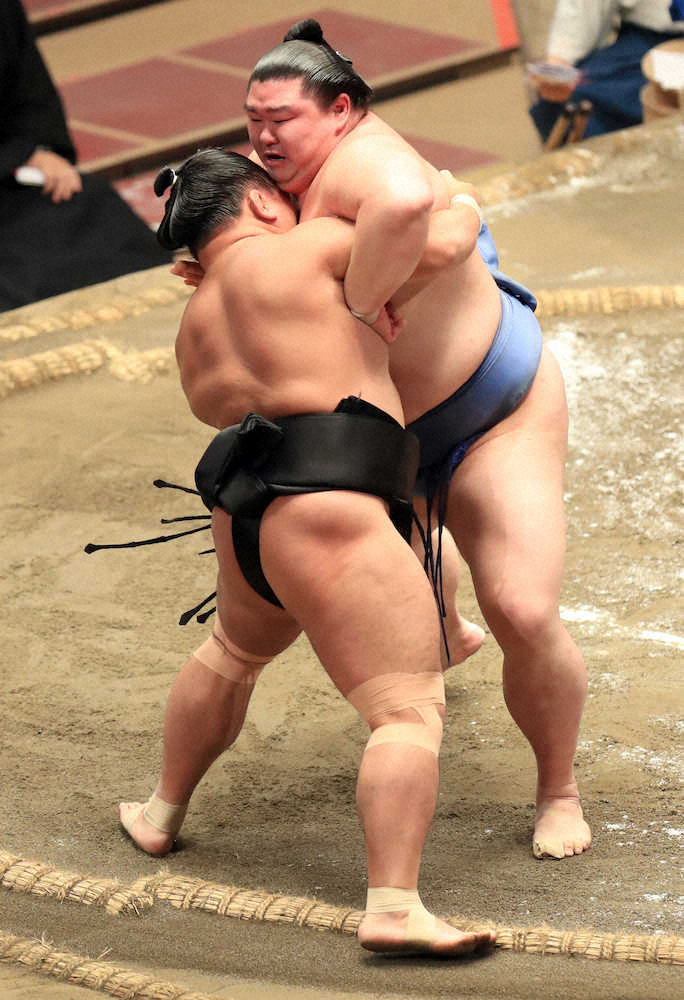 【画像・写真】荒磯親方　正代だからできる新技「リストアップ」、優勝へいい流れ