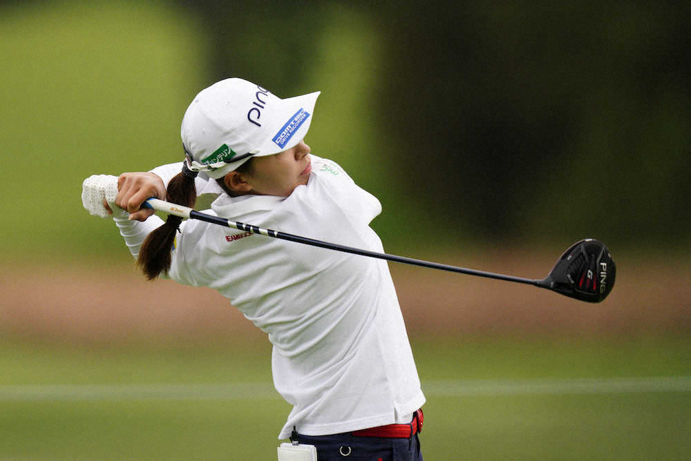 【画像・写真】<全米女子プロ選手権第3日>15番でティーショットを放つ渋野(AP)