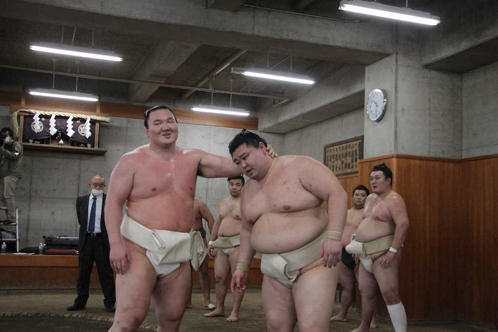 【画像・写真】正代　合同稽古で白鵬の胸借りる　大関昇進祝福に「うれしかった」
