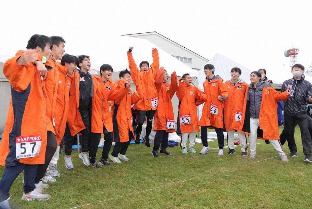 【画像・写真】法大は後半勝負のレースプランで8位　6年連続の箱根路