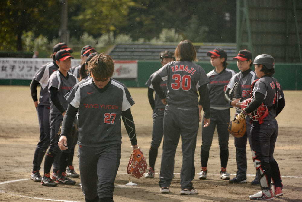 【画像・写真】粘りの投球で上位イジメだ！日立・坂本、太陽誘電の“野望”を阻止する3勝目