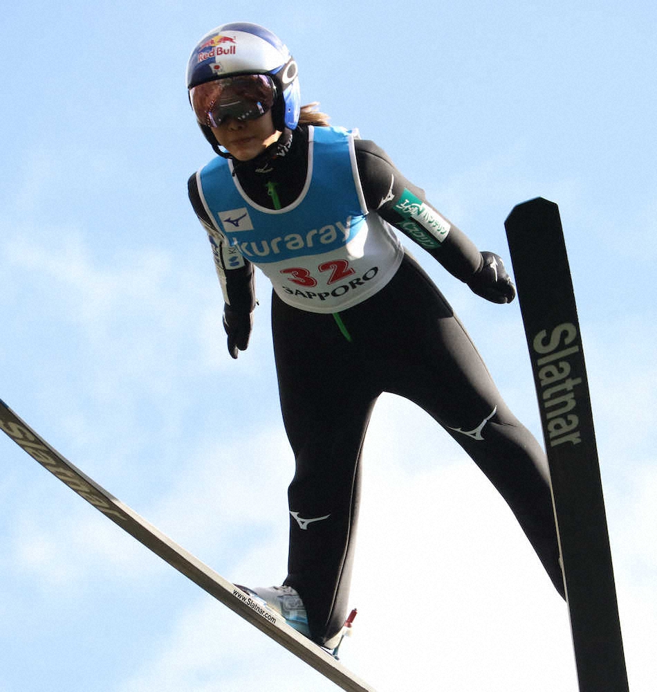 高梨沙羅 サマージャンプ台新記録で優勝 いい風にも恵まれた スポニチ Sponichi Annex スポーツ