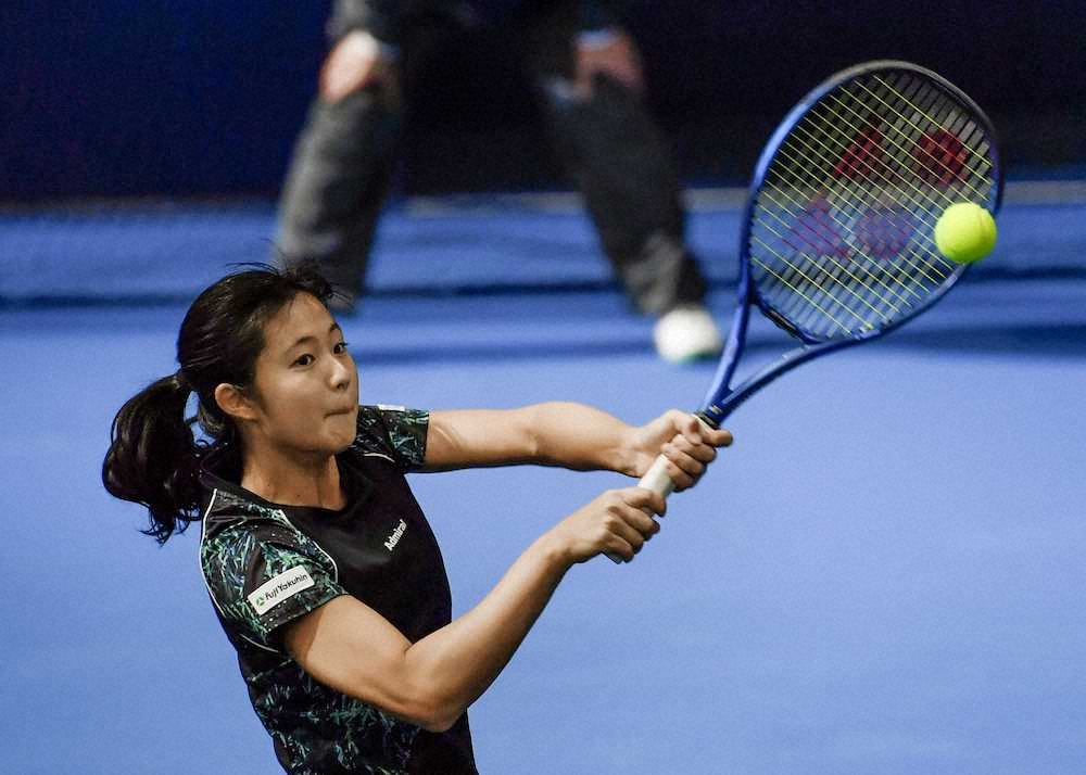 【画像・写真】18歳・佐藤久真莉　激戦制し4強入り「最終セットは気持ちで勝てた」