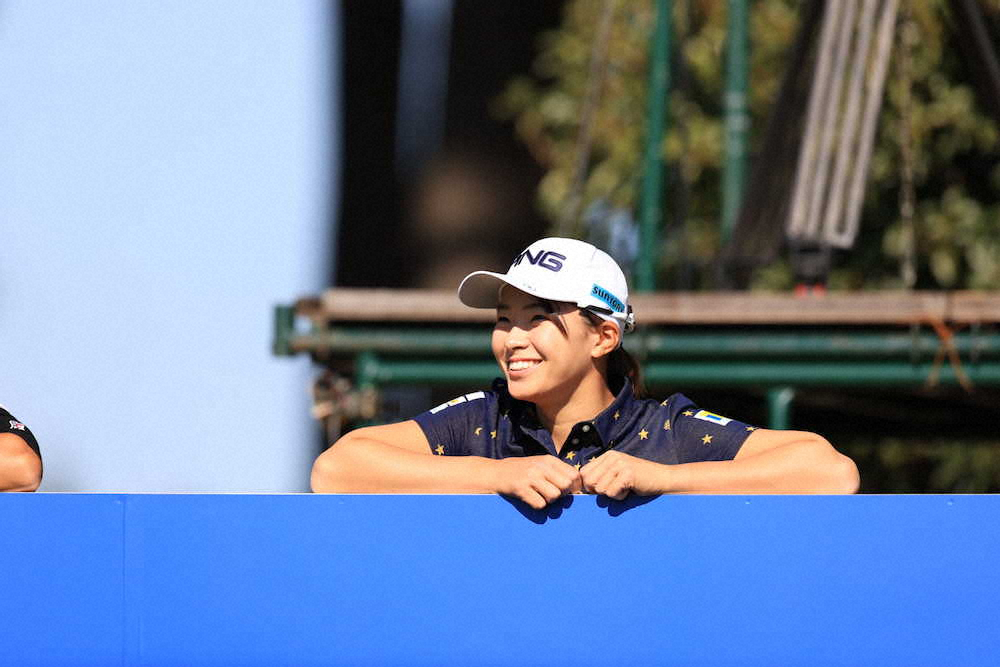 【画像・写真】渋野日向子「もぐもぐタイム」減に苦笑い　おかし「食べる余裕がない」