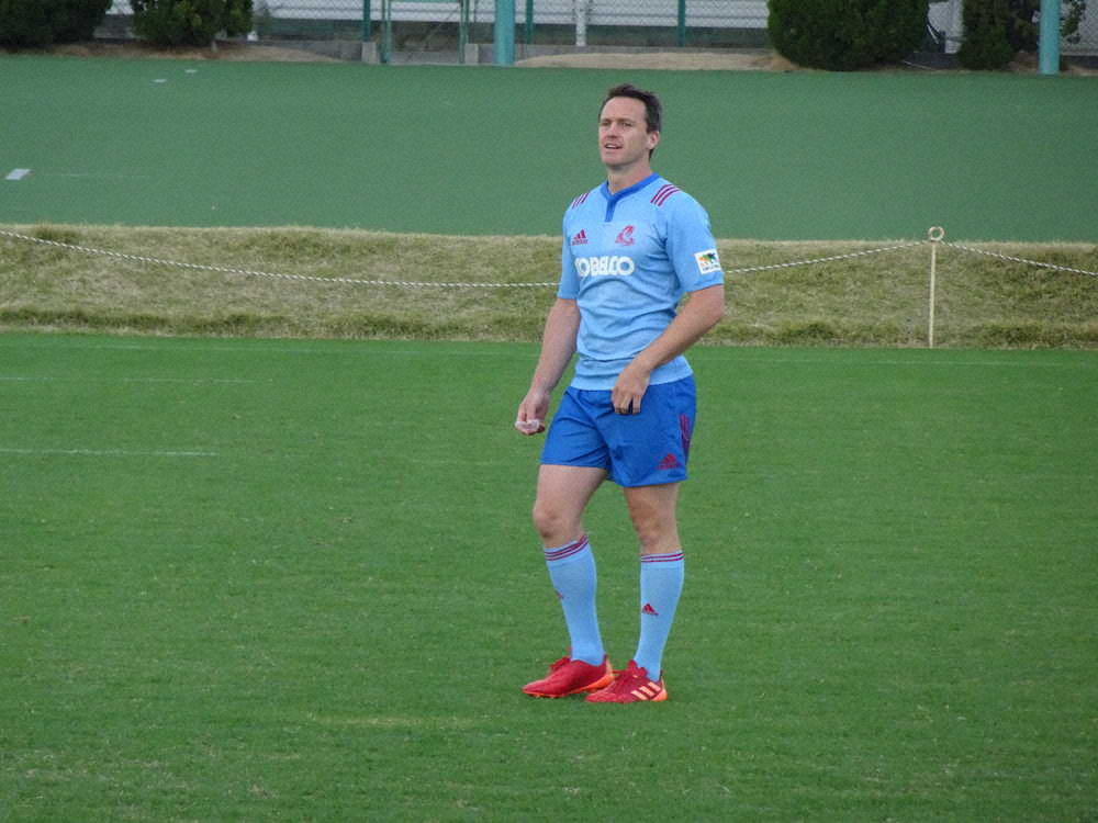 元ニュージーランド代表の神戸製鋼FBベン・スミスはチーム練習参加6日目で試合に出場した