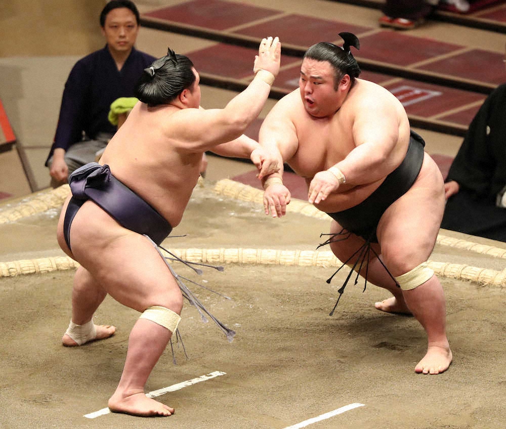 【画像・写真】貴景勝、大関で唯一4連勝「あまり考えず一生懸命やりました」