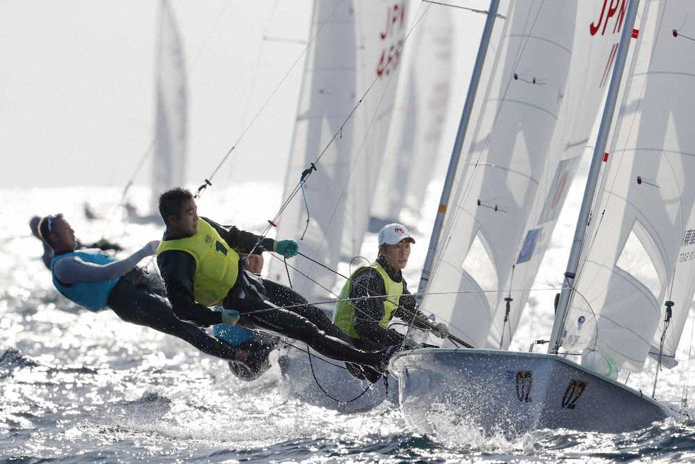 【画像・写真】セーリング470級　岡田・外薗組、予選首位通過　メダルレース進出へ