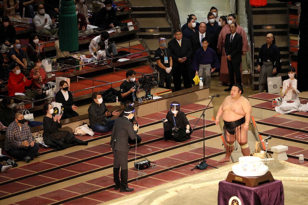 【画像・写真】貴景勝　本割敗れ優勝決定戦までの心境は「何も考えず、ただぶつかっていきました」