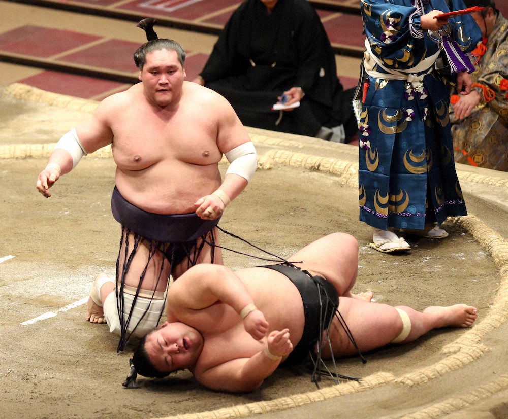 【画像・写真】照ノ富士　決定戦3度目の涙も大関復帰見えてきた!本割勝利で自己最多タイ13勝