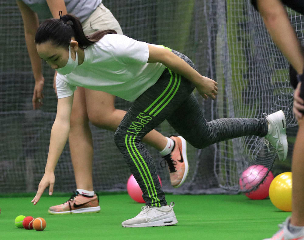 【画像・写真】【しぶこ専属・斎藤大介トレーナーと世界を目指そう(9)】Ｄの字、時計ポーズ…簡単エクササイズ