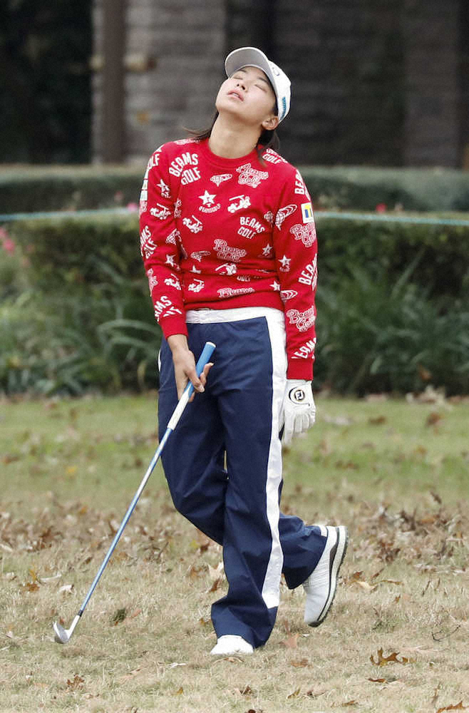 【画像・写真】服部道子氏が見た最終R　渋野、無観客でリズム乗れず…運もなかった“泥ボール”