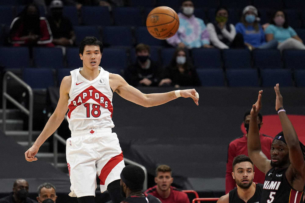 【画像・写真】ラプターズの渡辺雄太は第4Q途中から出場　準ホームのタンパで3点シュートを2本成功
