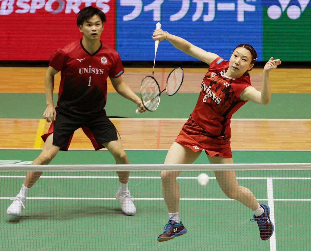 【画像・写真】渡辺、東野組、大会タイ記録V4まであと1勝！決勝へ「自分たちのプレーを出したい」