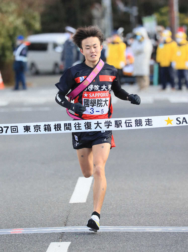 【画像・写真】国学院大9位　1区の出遅れ取り戻せず…前田監督「現実を見て」　総合3位からシード権確保最優先へ