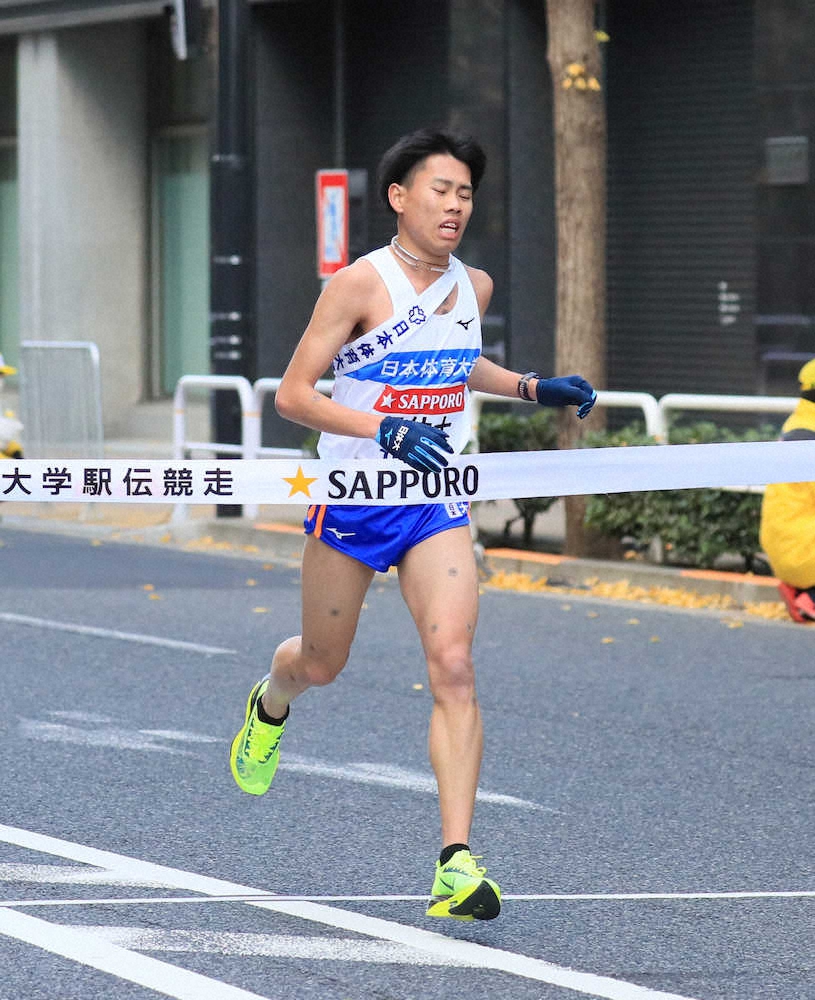 【画像・写真】日体大　挽回ならず14位、3年連続2桁順位　9区・野上が孤軍奮闘