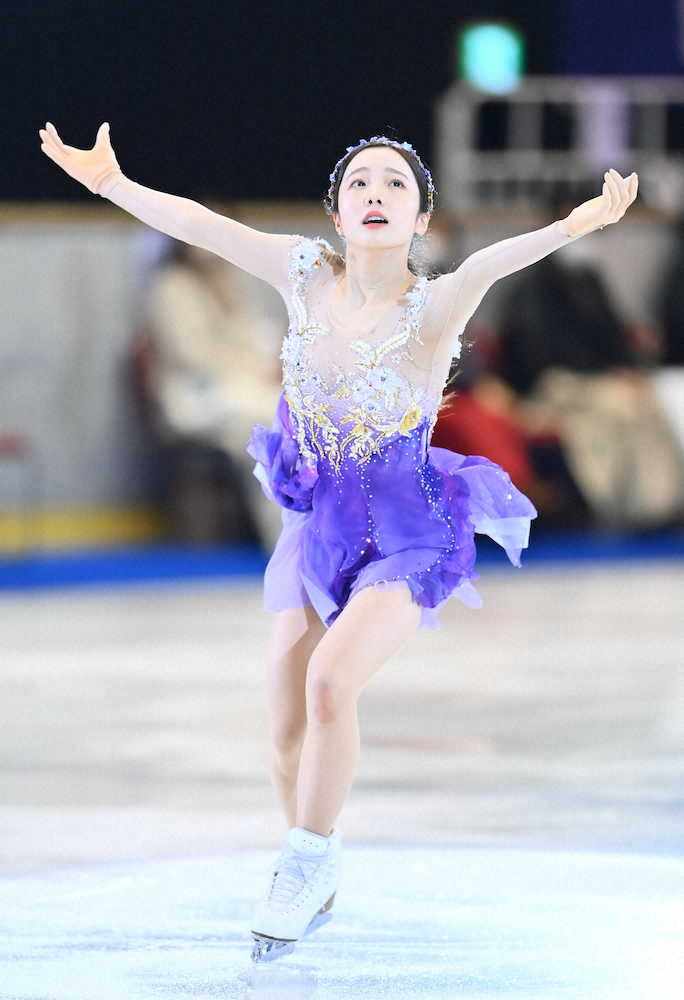 【画像・写真】本田真凜笑顔で滑り初め　「1年、楽しく頑張ります」　名古屋フェスティバル