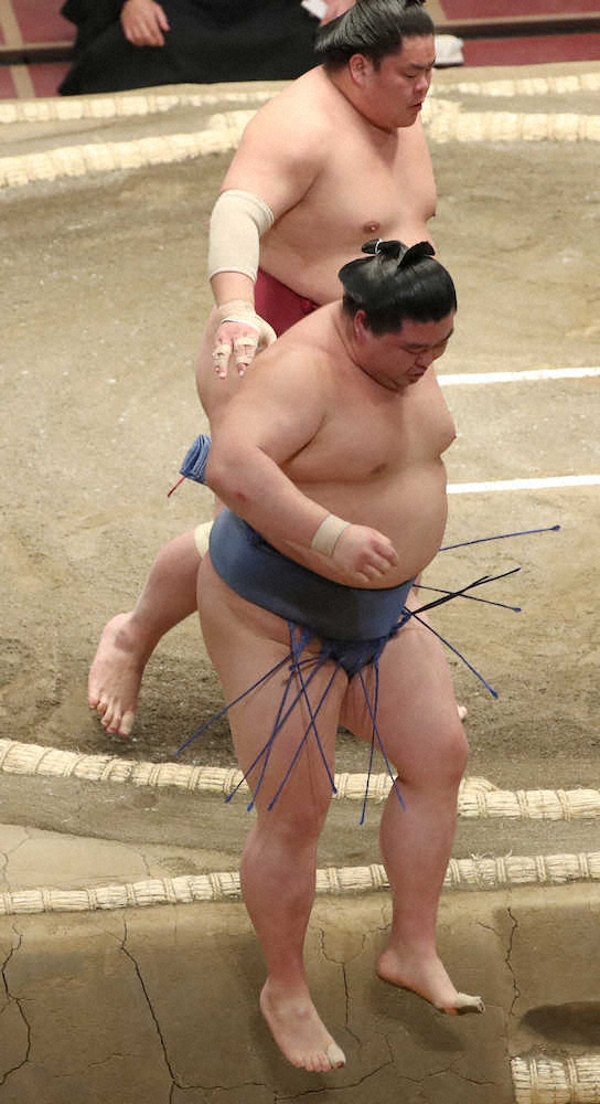 【画像・写真】2大関がっくり…正代「圧力が伝わらなかった」朝乃山「前に出る相撲で白星を」