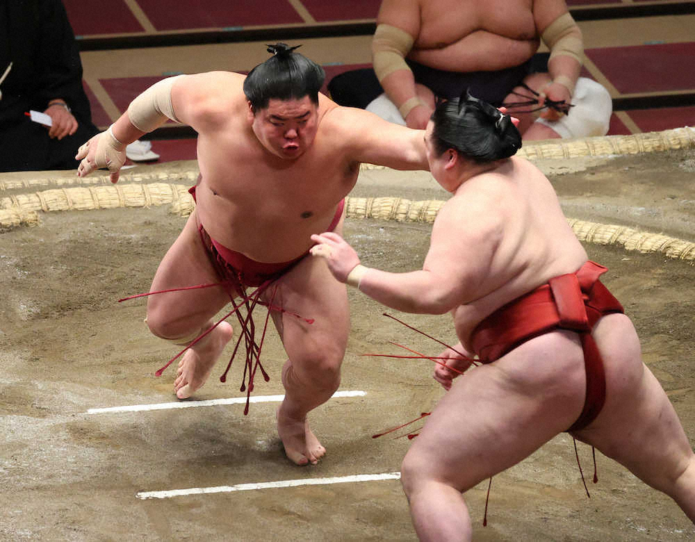 【画像・写真】大栄翔、単独トップ無傷7連勝!若花田以来30年ぶり三役制圧　八角理事長が絶賛「ヒーロー」