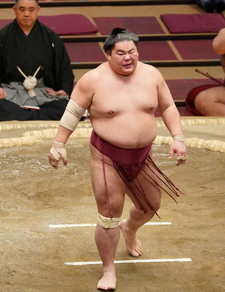 【画像・写真】大栄翔　平幕史上初！2差首位ターン、俵背負い窮地も「焦らず対応」