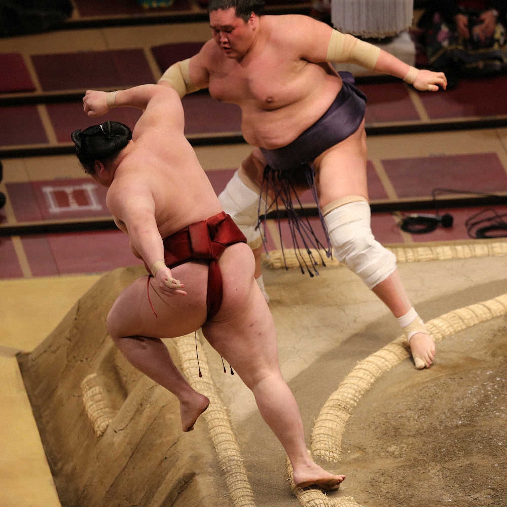 【画像・写真】隆の勝「体が反応できた」　軍配差し違えの粘り星