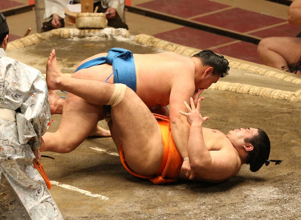 【画像・写真】豊昇龍が8連勝で勝ち越し　5連敗スタートも叔父・朝青龍エール応えた