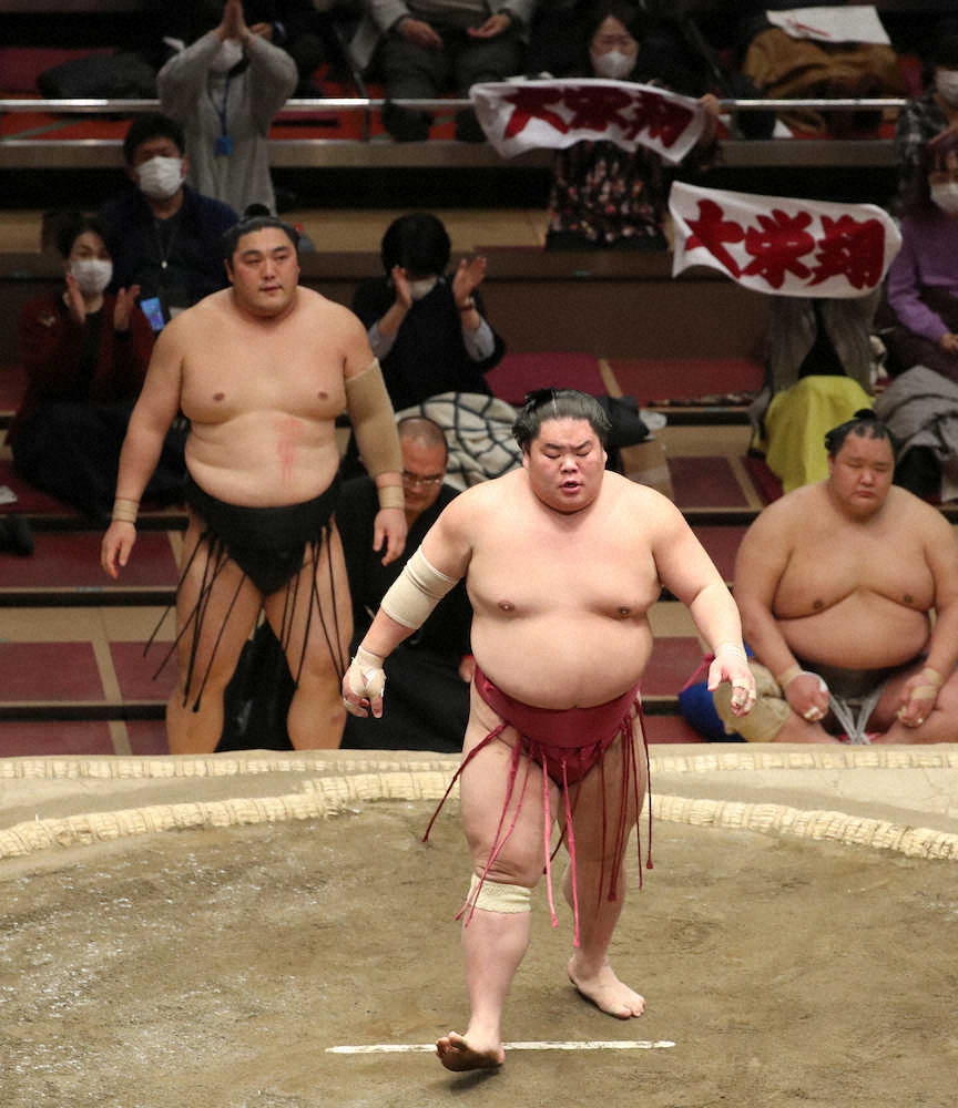 【画像・写真】大栄翔、初優勝に「賜杯があんなに重いとは思ってなかった」場内沸く