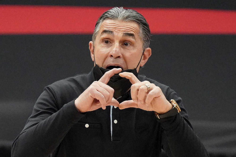 【画像・写真】ラプターズ緊急事態　コーチ陣6人とシアカムがコロナ規定で離脱　渡辺は4試合ぶり出場で4得点