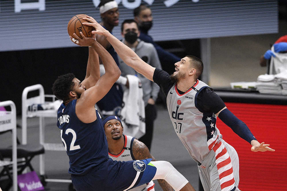 【画像・写真】ウィザーズ勝利も八村は6得点 11試合連続の2ケタ得点ならず　ファウルトラブルが影響