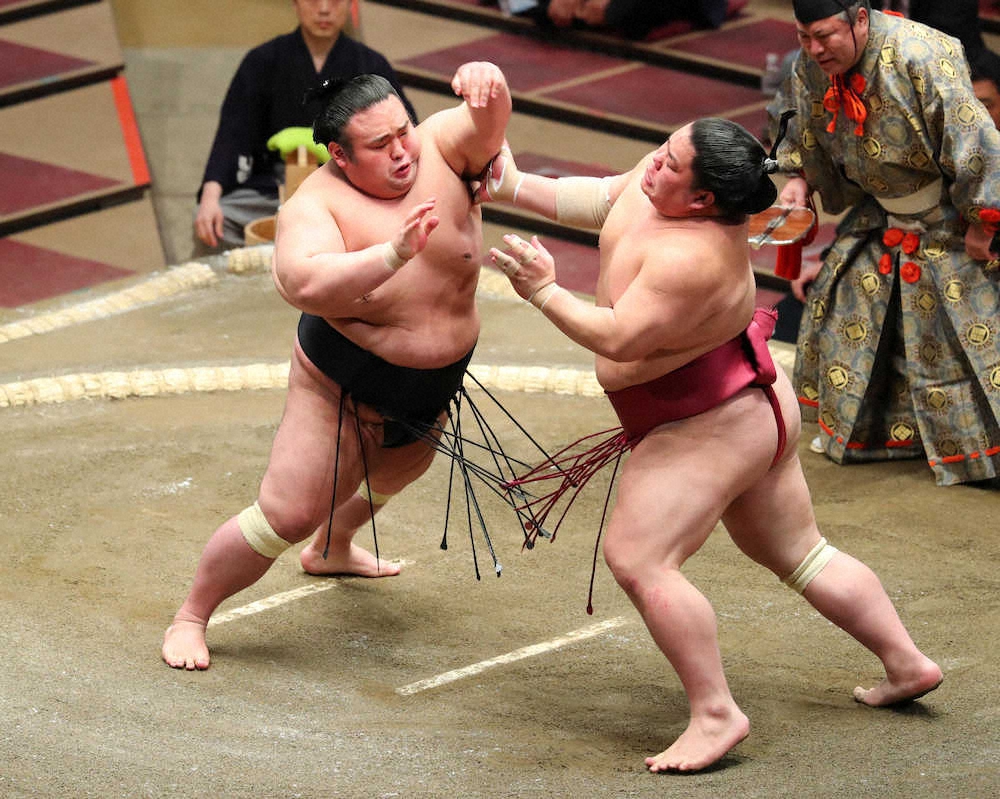 【画像・写真】【玉ノ井親方　視点】貴景勝は先場所とは違う動き　踏み込み鋭く、減量でもパワー失わず