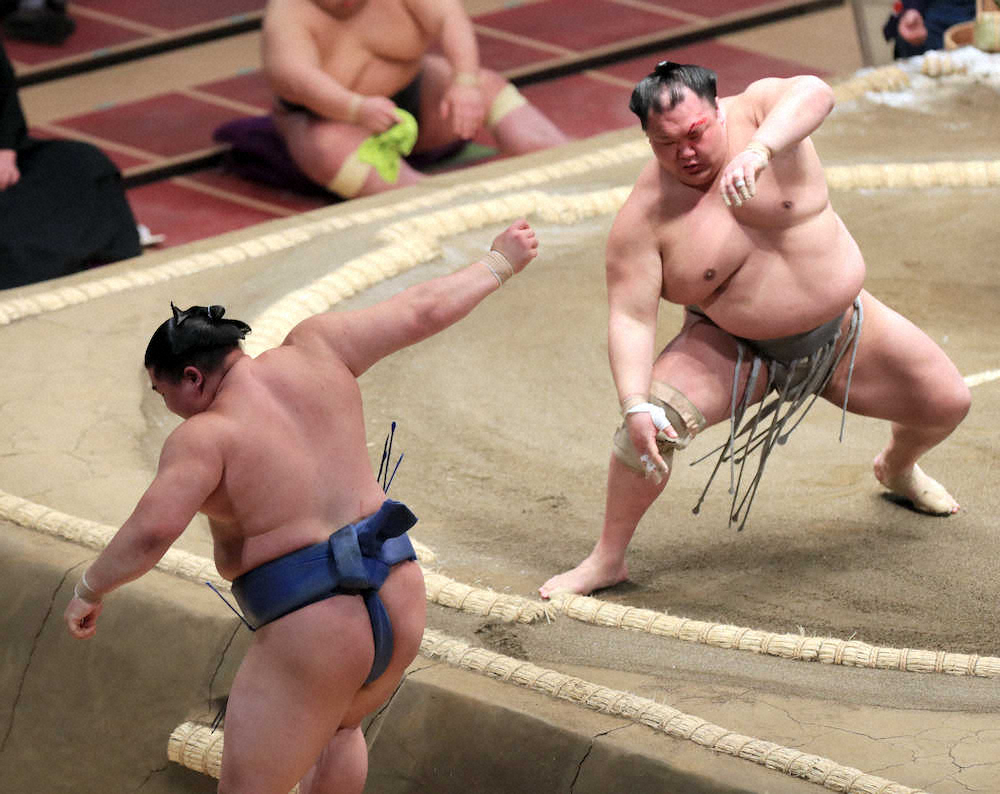 【画像・写真】北勝富士「がむしゃら」気迫の流血で正代撃破