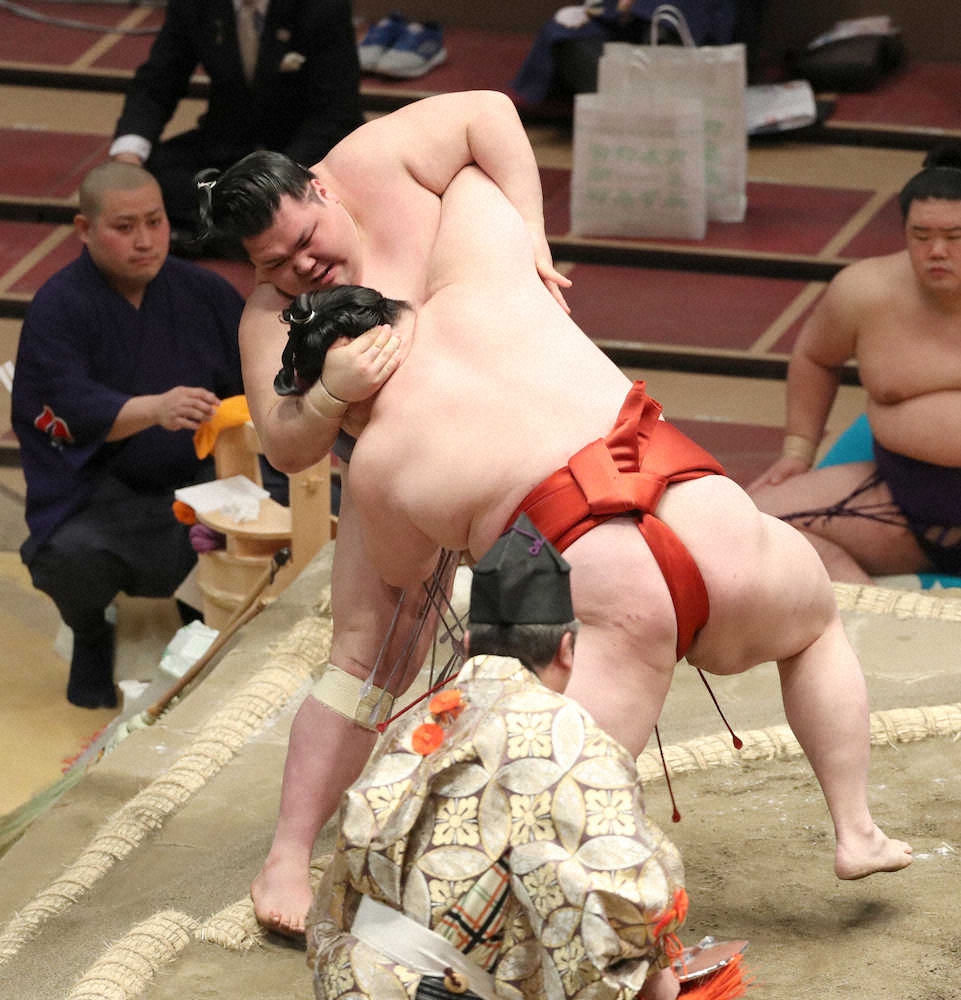 【画像・写真】【玉ノ井親方　視点】隆の勝は引き出し増えた　押し一辺倒から右差し覚え余裕出る
