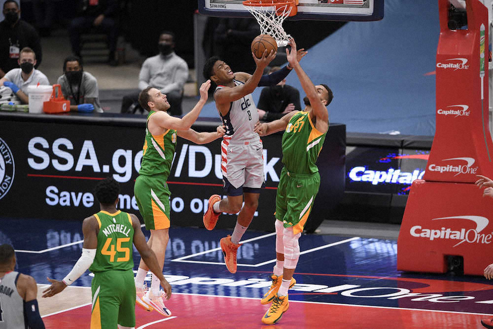 【画像・写真】ウィザーズが連敗を5で阻止　リーグ全体首位のジャズを5年ぶりに撃破　八村は12得点　