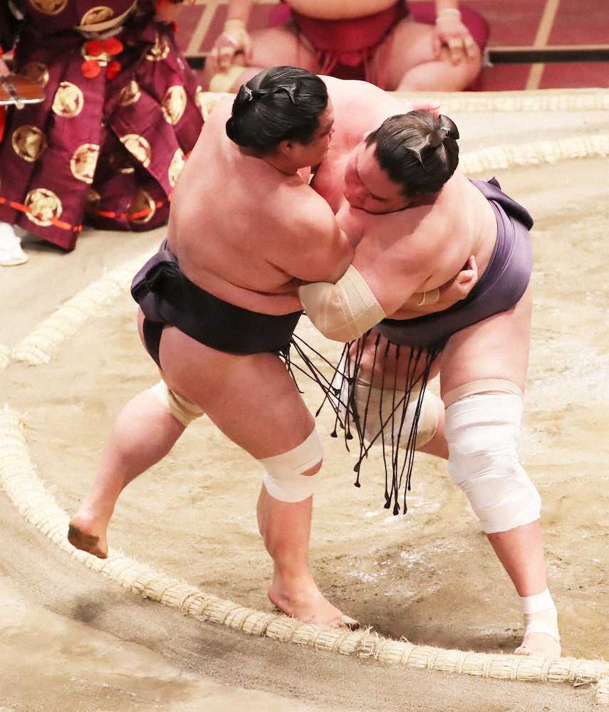 【画像・写真】大関復帰へ照ノ富士が“M2”　高安は勝ち越し、1敗でV争い単独トップ