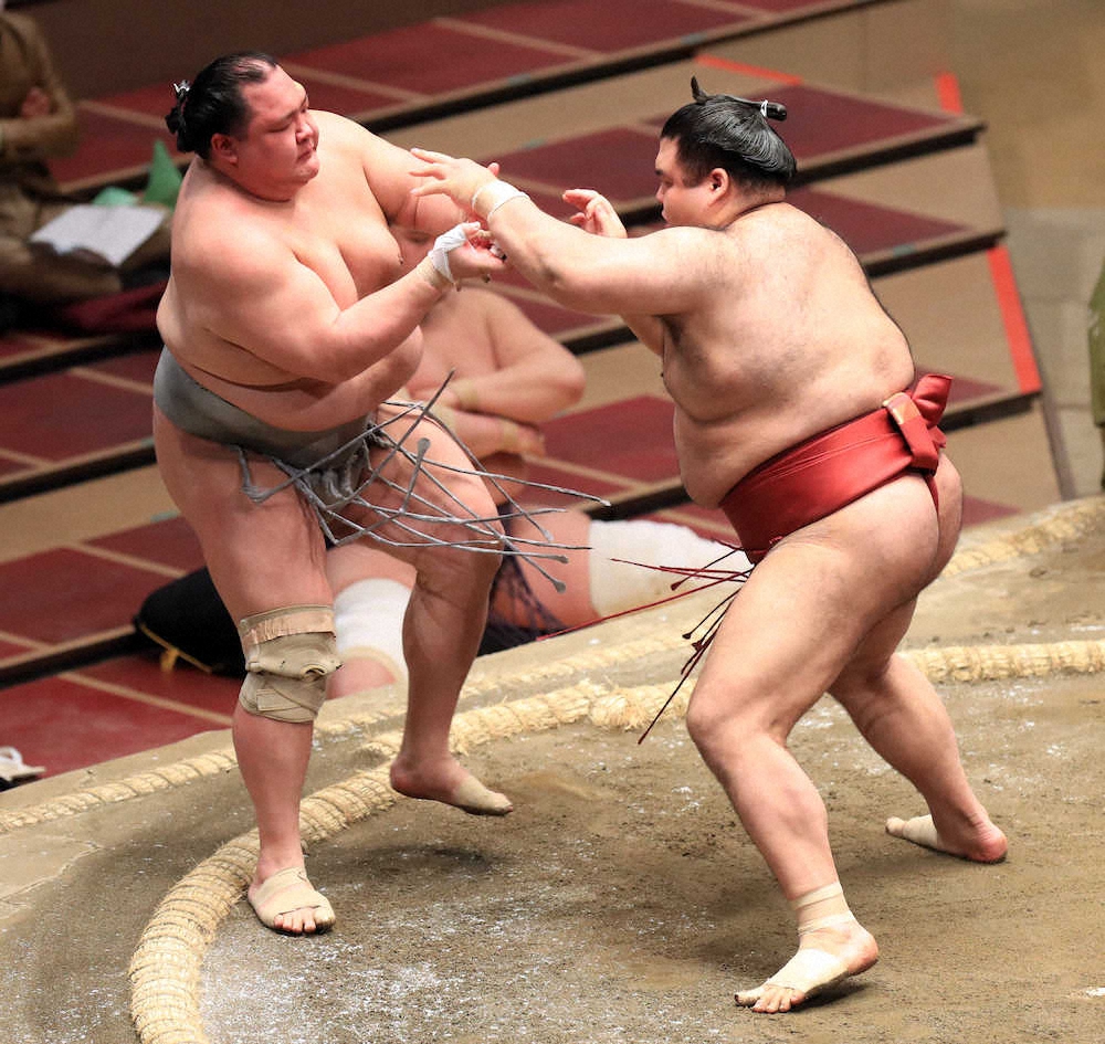 【画像・写真】高安　単独トップ守る　照ノ富士は大関復帰へ“目標達成”　貴景勝はカド番脱出