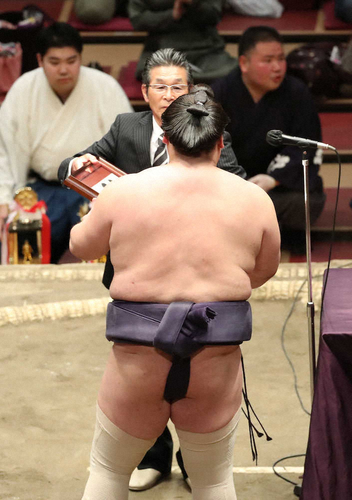 【画像・写真】春恒例「吉本興業賞」授与　芸能生活50周年、間寛平がプレゼンター