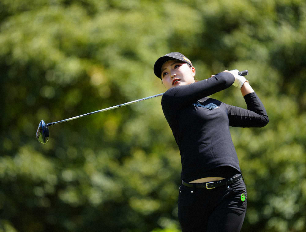 【画像・写真】“黄金世代”高橋彩華が単独首位で折り返し　ヤマハ・レディース葛城最終日