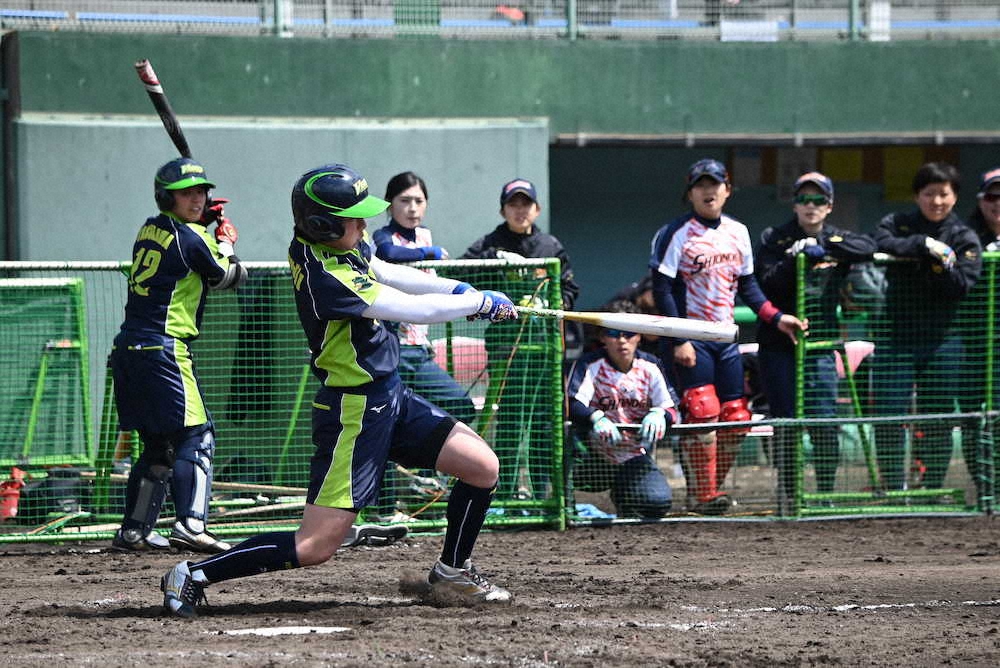 【画像・写真】シオノギ製薬　10得点の快勝劇　初戦から大きくオーダー変更、4番昇格の戸村が3安打3打点でけん引