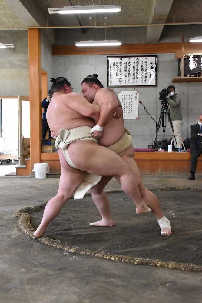 【画像・写真】朝乃山　合同稽古で正代に12勝3敗「自分の形つくって相撲取った」